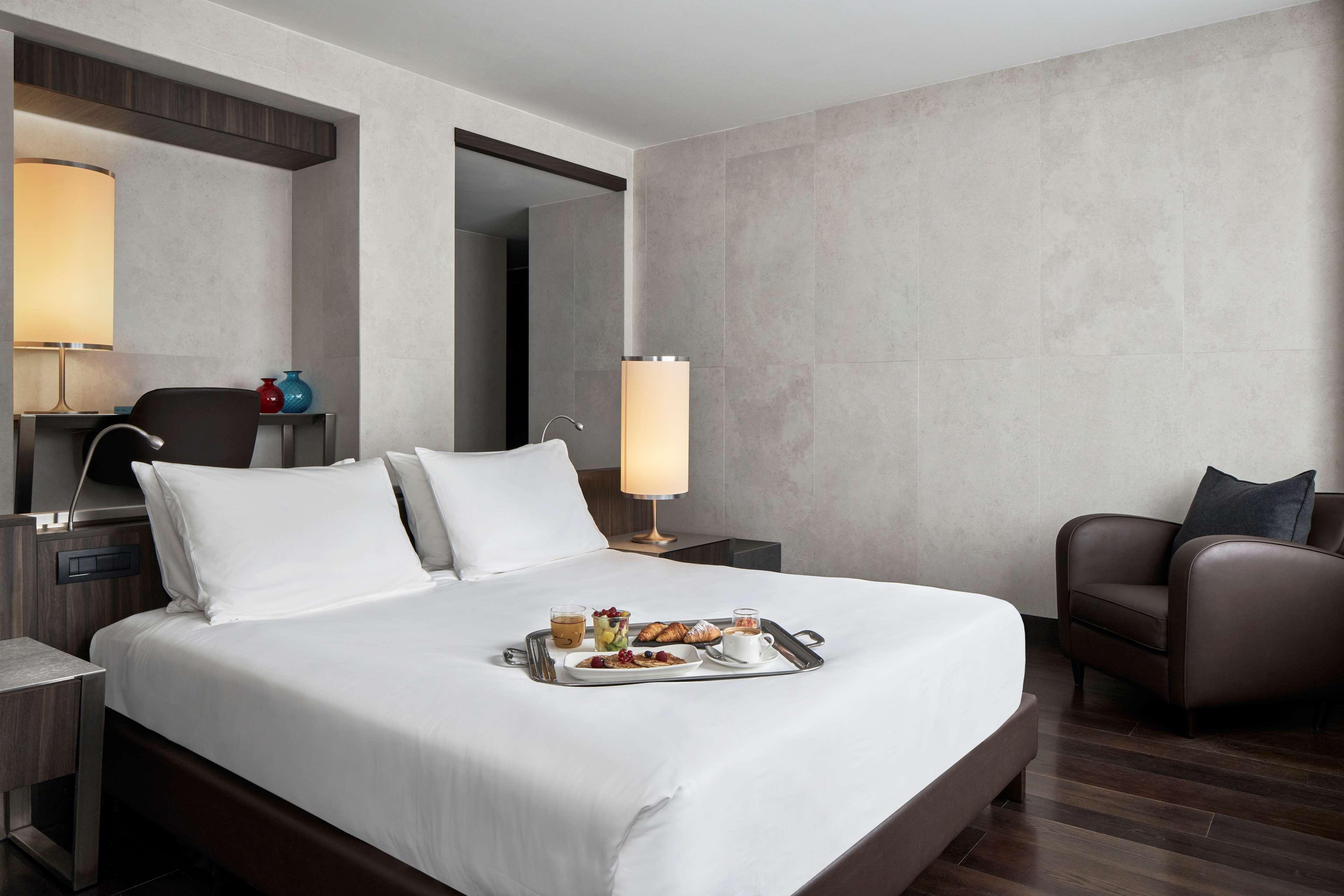 Hyatt Centric Milan Centrale Esterno foto