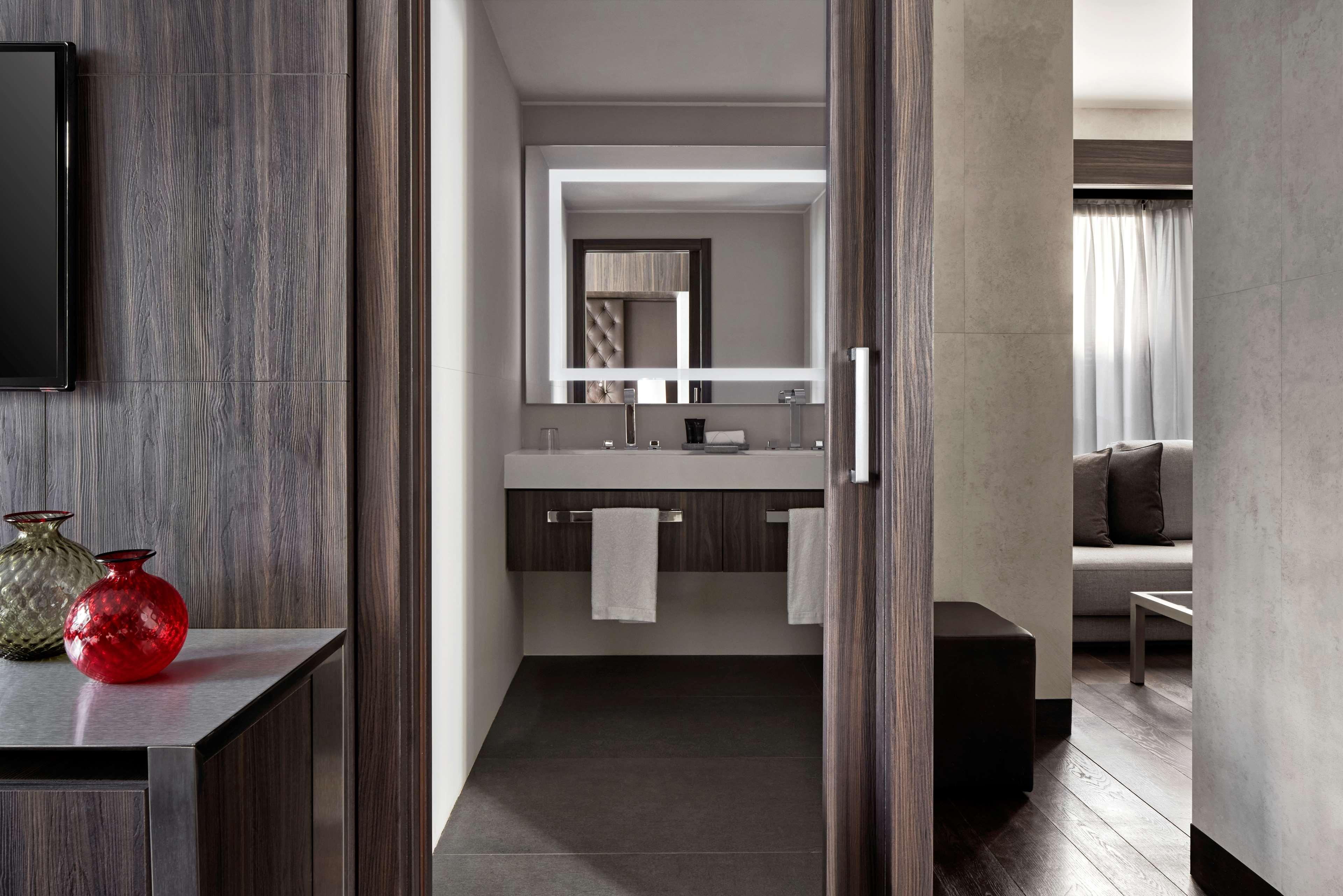 Hyatt Centric Milan Centrale Esterno foto