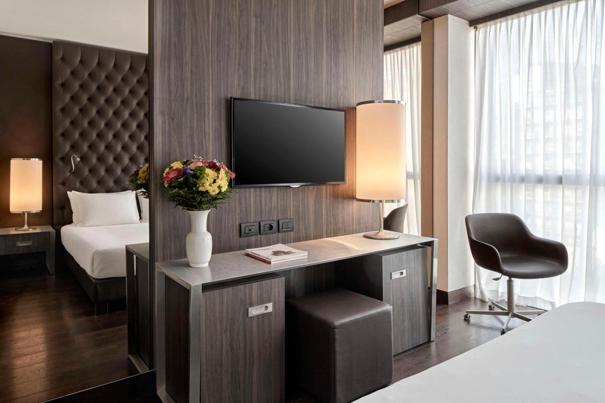 Hyatt Centric Milan Centrale Esterno foto